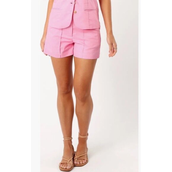 Petal & Pup Laurent Pink Linen Blend Tailored High Waist Shorts Size M Flaw - Picture 2 of 9